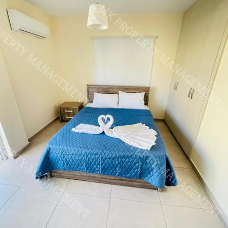 Milos City Center Apts No.34 Larnaca Esterno foto