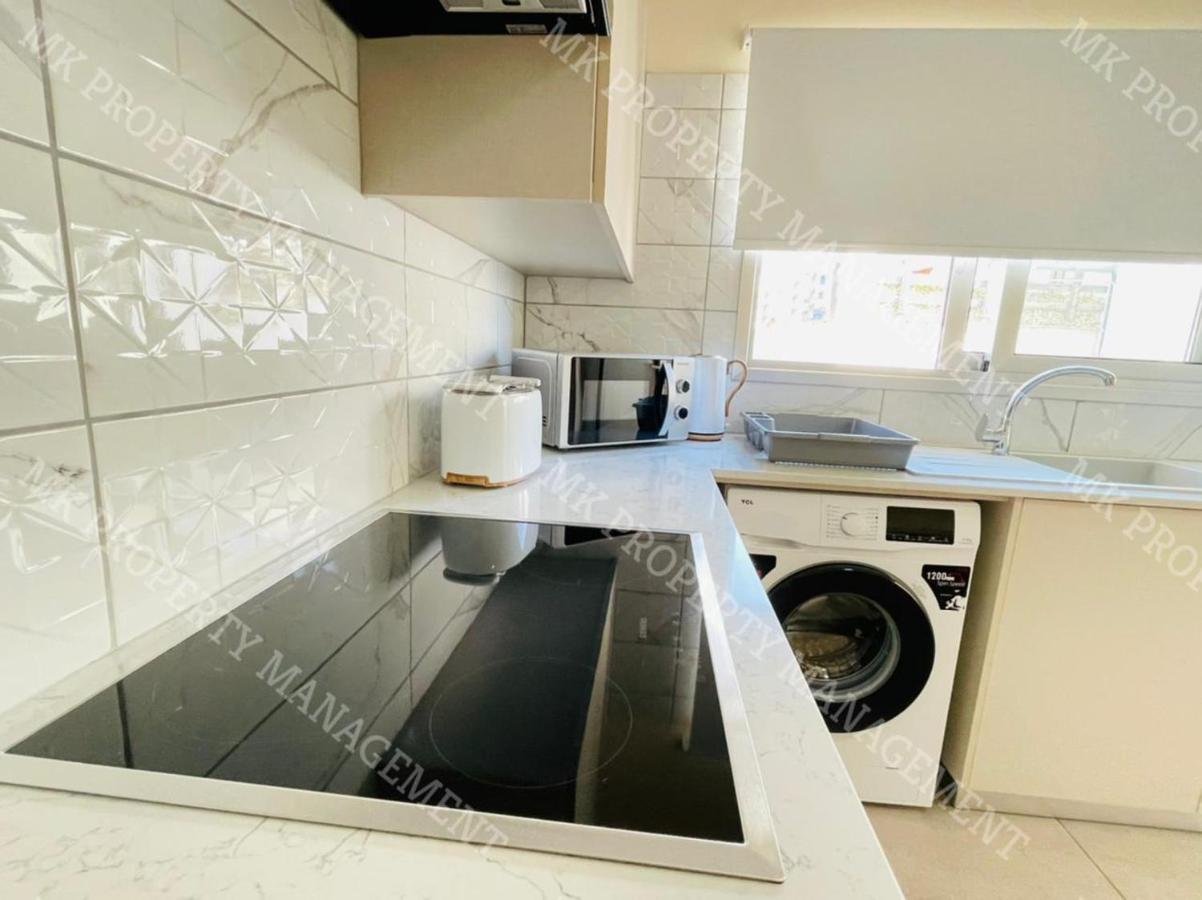 Milos City Center Apts No.34 Larnaca Esterno foto