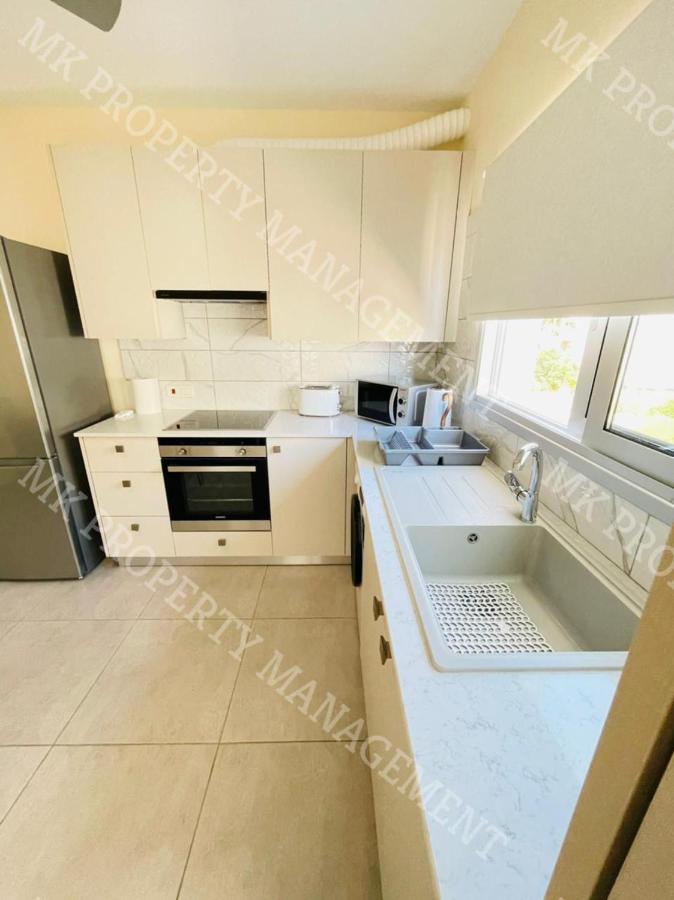 Milos City Center Apts No.34 Larnaca Esterno foto
