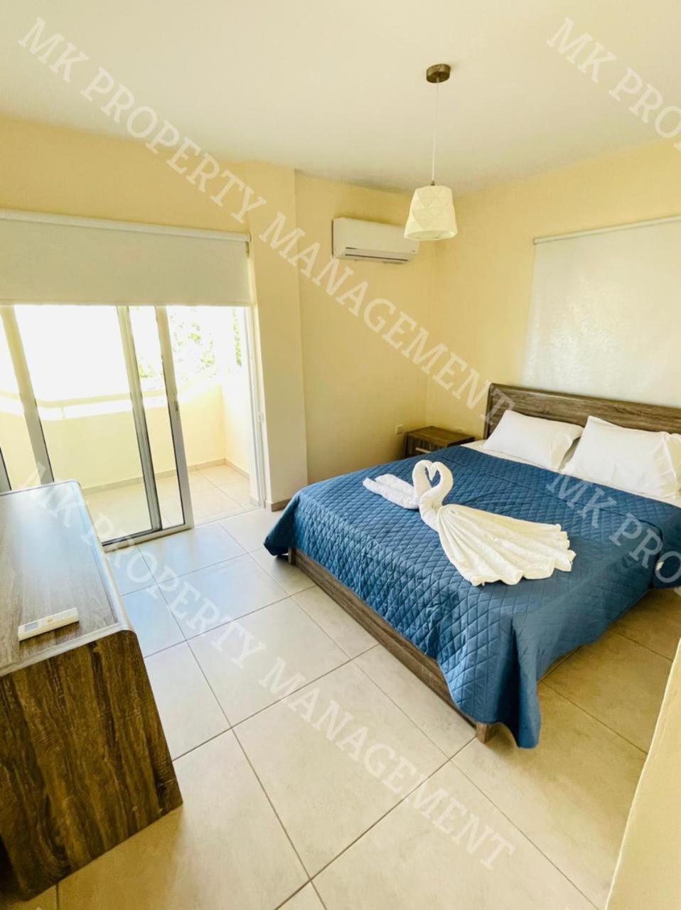 Milos City Center Apts No.34 Larnaca Esterno foto
