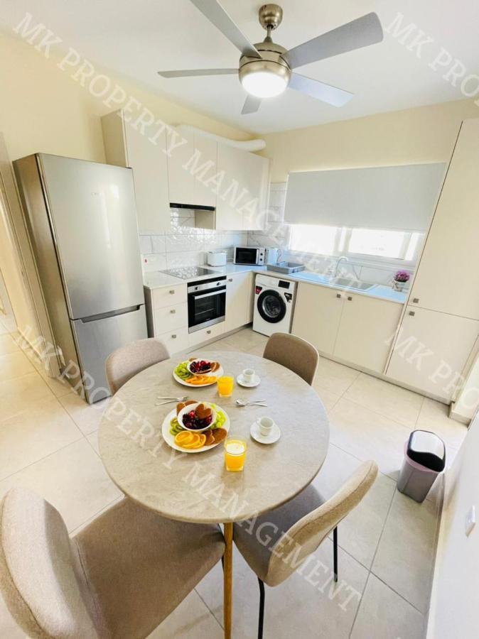 Milos City Center Apts No.34 Larnaca Esterno foto