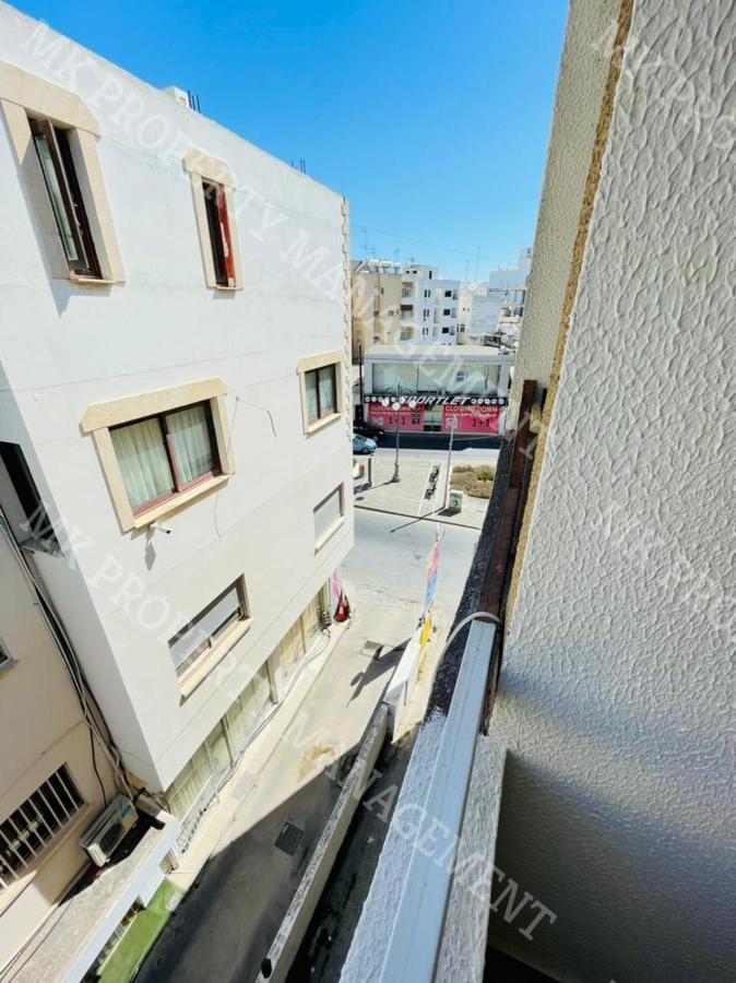 Milos City Center Apts No.34 Larnaca Esterno foto