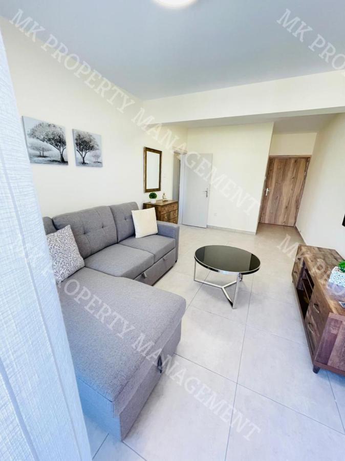 Milos City Center Apts No.34 Larnaca Esterno foto