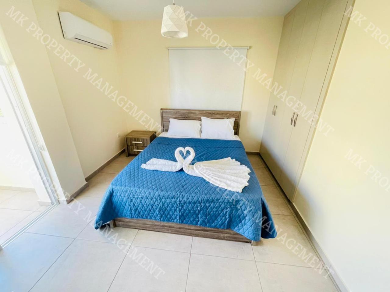 Milos City Center Apts No.34 Larnaca Esterno foto