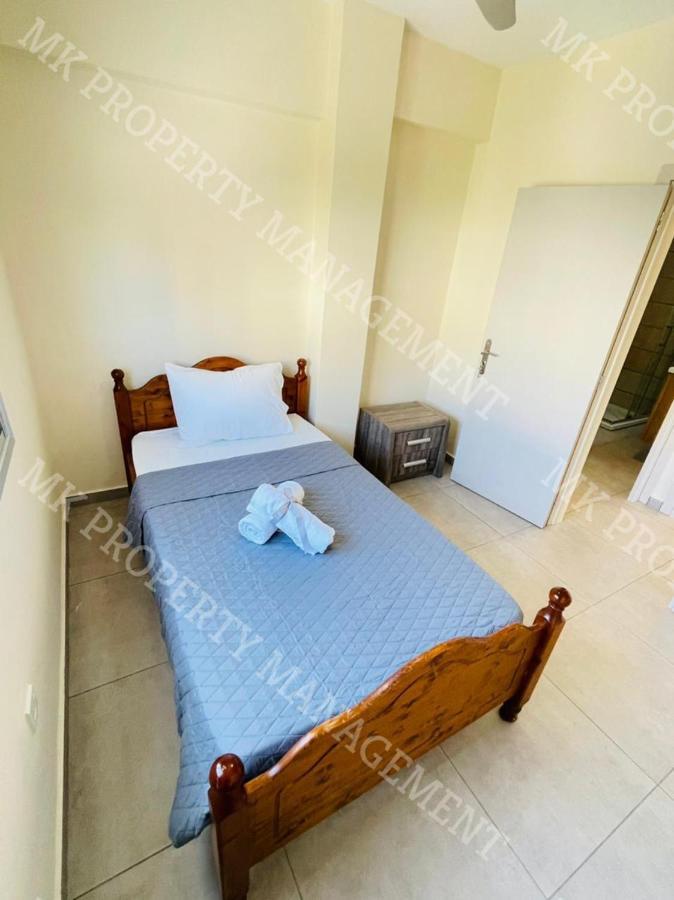 Milos City Center Apts No.34 Larnaca Esterno foto